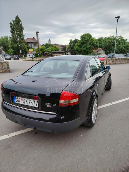 Audi A6 2,5