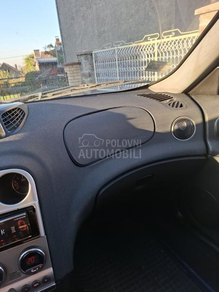 Alfa Romeo 156 restajling