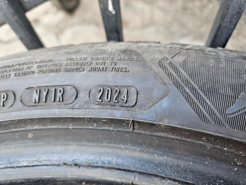 Goodyear 205/50 R17 Sve sezone