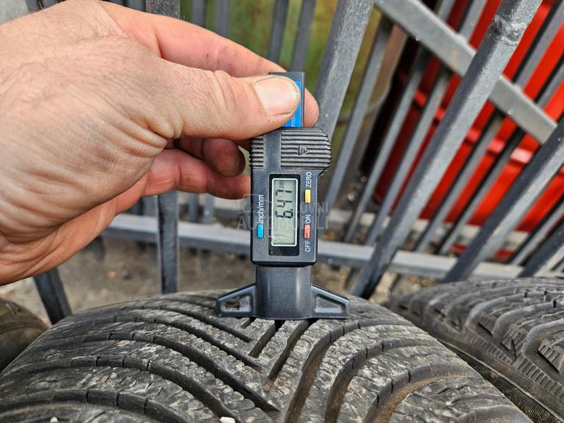 Michelin 215/60 R16 Sve sezone