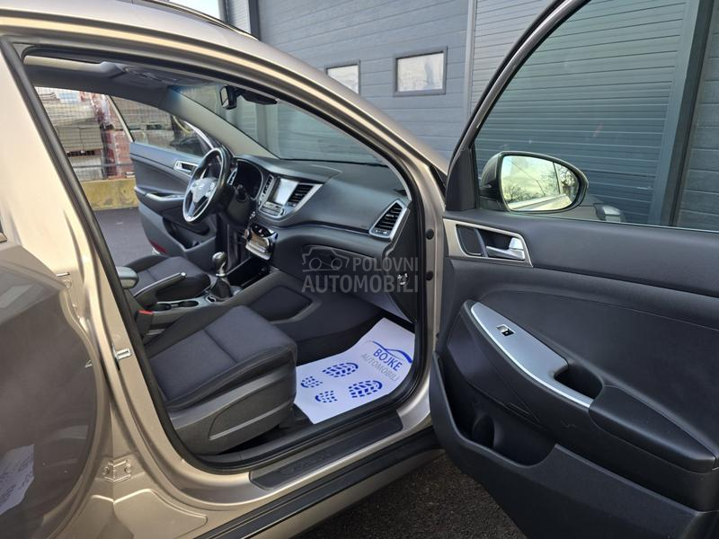Hyundai Tucson 1.7CRDI PANO