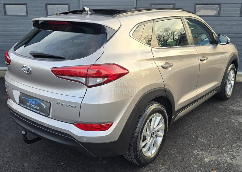 Hyundai Tucson 1.7CRDI PANO