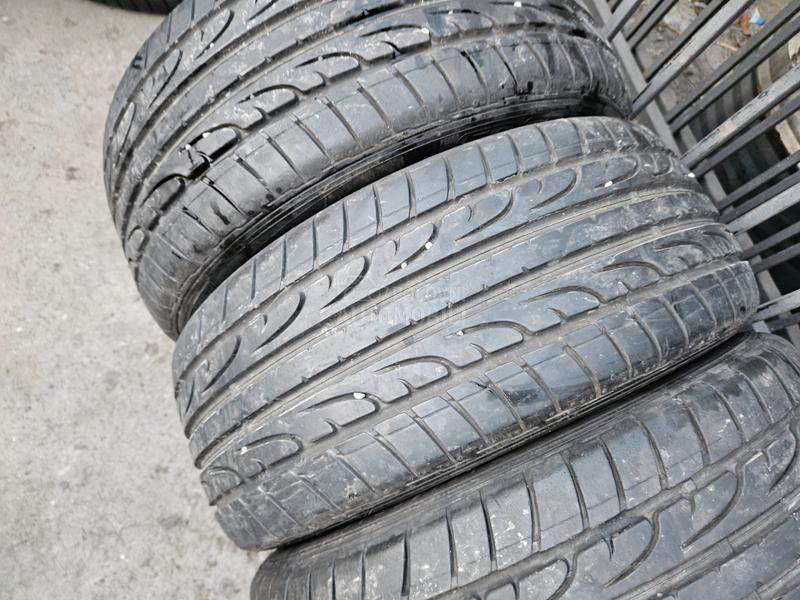 Dunlop 215/45 R16 Letnja