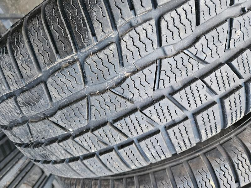 Continental 225/50 R17 Sve sezone