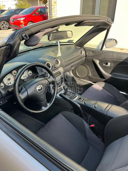 Mazda MX-5 1.6