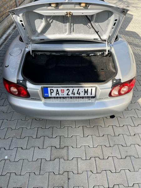 Mazda MX-5 1.6