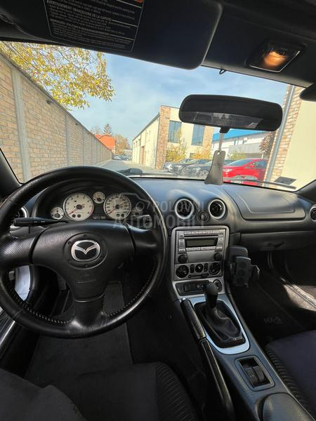 Mazda MX-5 1.6