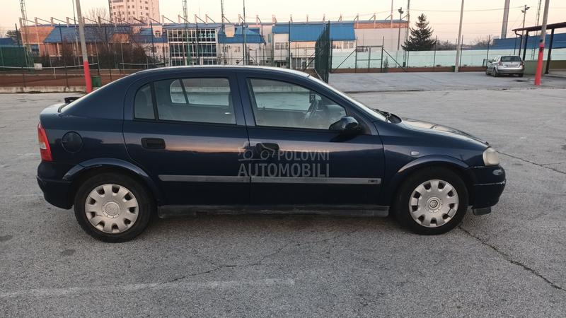 Opel Astra G 1.8