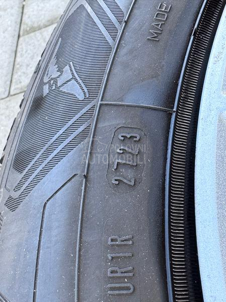 Goodyear 205/60 R16 Zimska