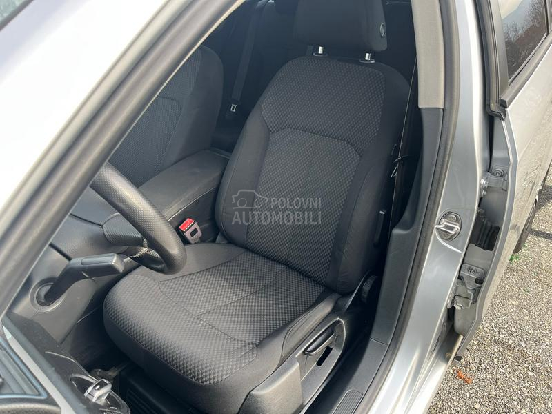 Volkswagen Passat B7 2.0 tdi dsg