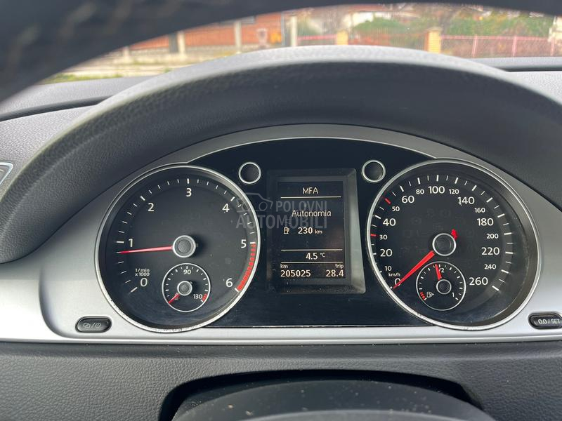 Volkswagen Passat B7 2.0 tdi dsg