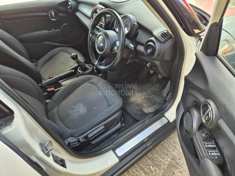 MINI Cooper 1.5