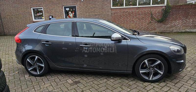 Volvo V40 1.6 DIESEL R DESIGN