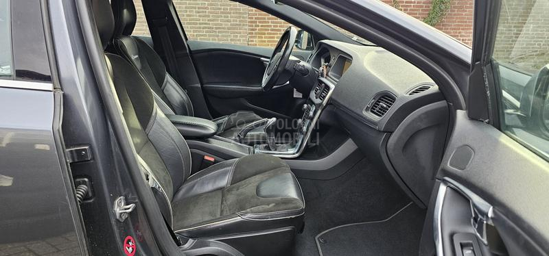Volvo V40 1.6 DIESEL R DESIGN