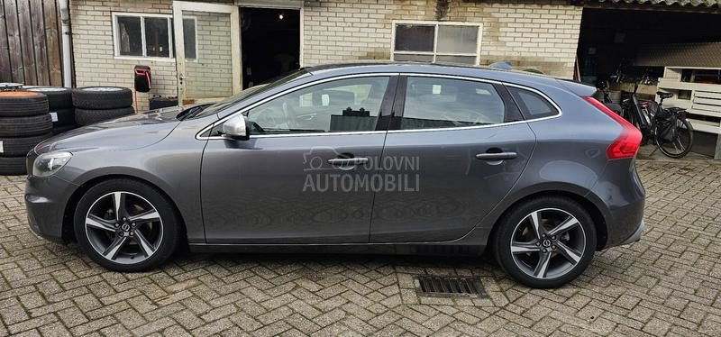 Volvo V40 1.6 DIESEL R DESIGN