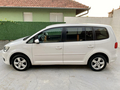 Volkswagen Touran 2,0 TDI DSG 189000