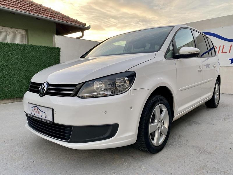Volkswagen Touran 2,0 TDI DSG 189000