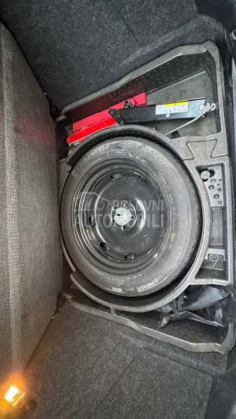 Volkswagen Tiguan 2.0  110000 k.m