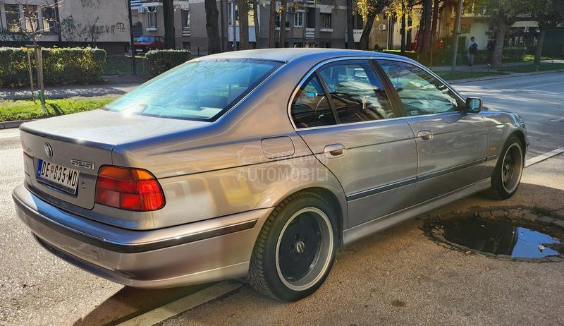 BMW 523 523i
