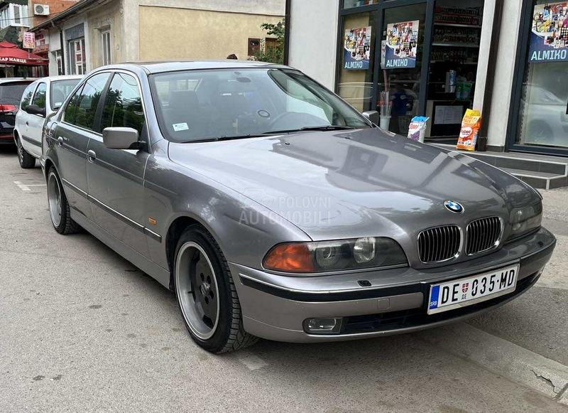 BMW 523 523i
