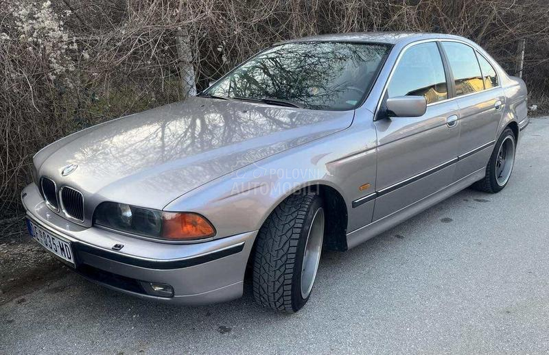 BMW 523 523i