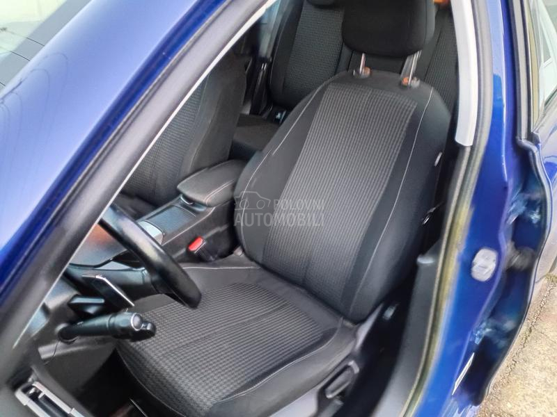 Peugeot 308 1.5 BlueHdi/FaceLift