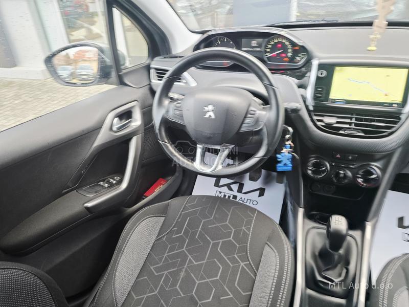 Peugeot 2008 1.5 Blue  HDI