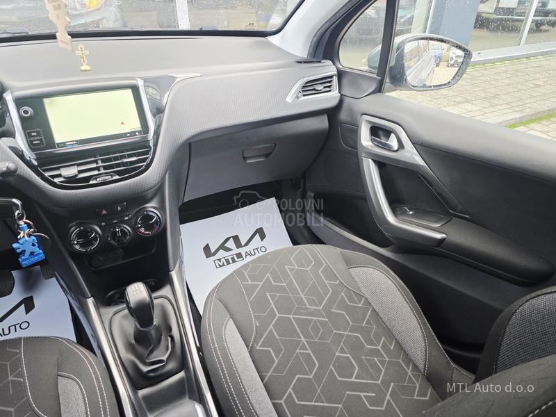 Peugeot 2008 1.5 Blue  HDI
