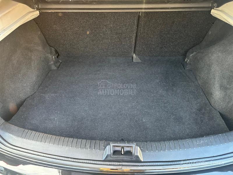 Nissan Qashqai K U K A / N O V