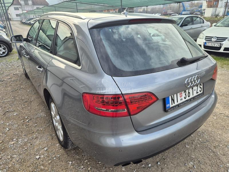 Audi A4 2.0tdi/SLINE/LED/FUL