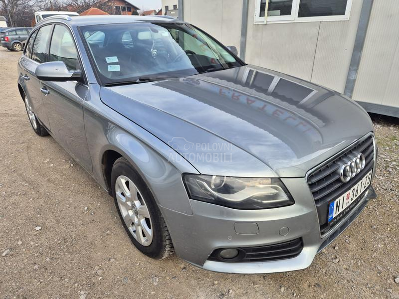 Audi A4 2.0tdi/SLINE/LED/FUL