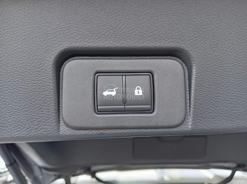 Nissan X-Trail 1.5 CVT 163 TEKNA