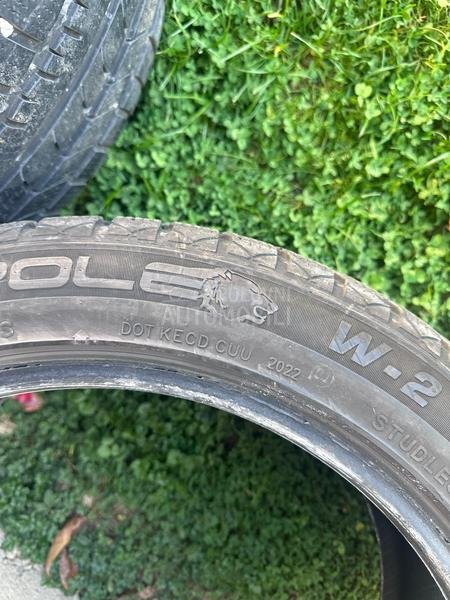 Ostalo 235/45 R18 Zimska