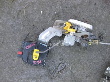 Unutrasnje brave sa motoricima za Chevrolet Spark od 2005. do 2010. god.