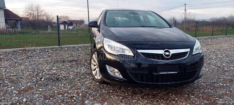 Opel Astra J 1 . 6 b e n z