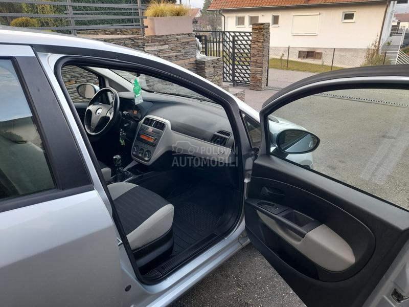 Fiat Grande Punto 1,2 beenzin 8 w FUUL