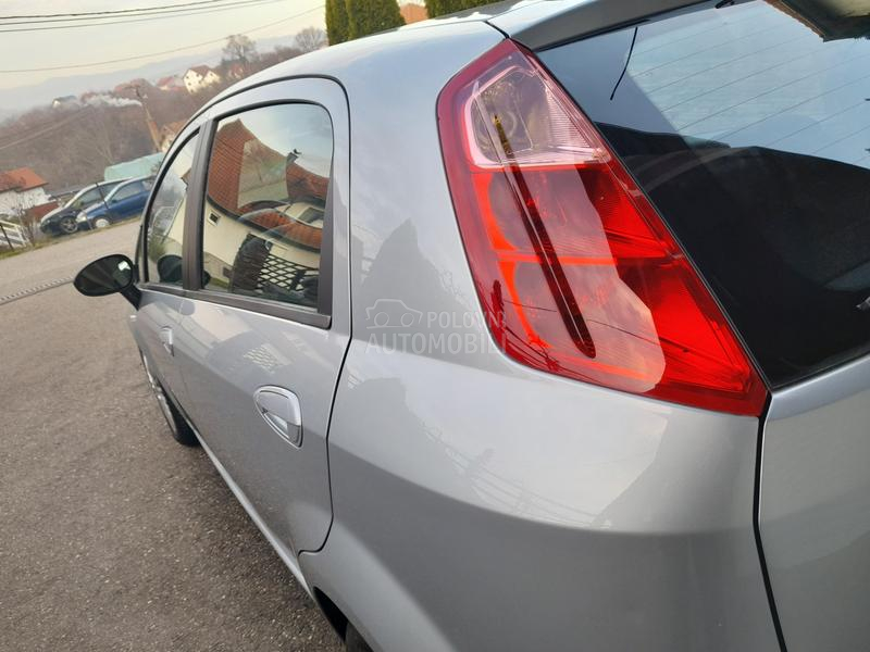 Fiat Grande Punto 1,2 beenzin 8 w FUUL