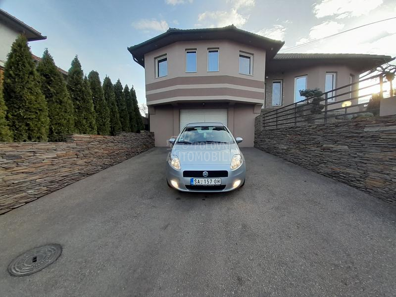 Fiat Grande Punto 1,2 beenzin 8 w FUUL