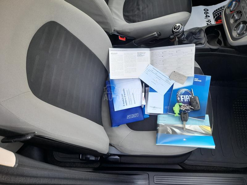 Fiat Grande Punto 1,2 beenzin 8 w FUUL