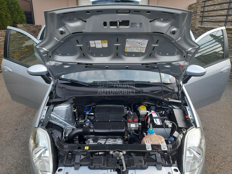 Fiat Grande Punto 1,2 beenzin 8 w FUUL