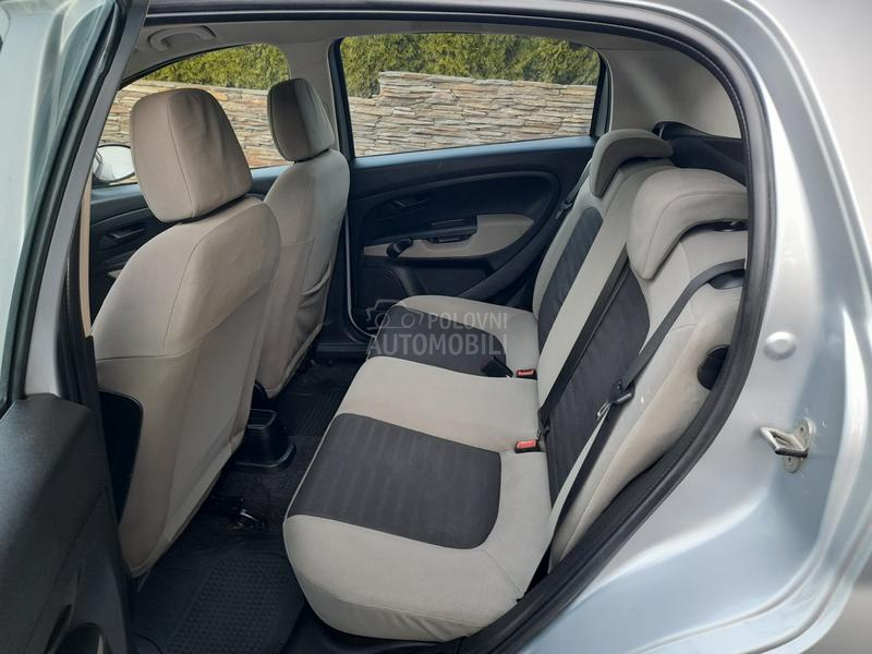 Fiat Grande Punto 1,2 beenzin 8 w FUUL