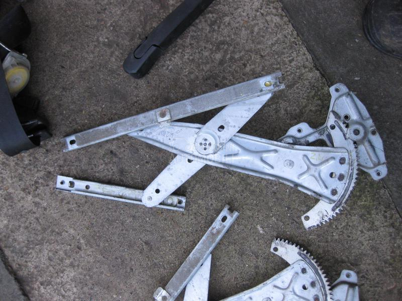 Zadnji mehanicki podizaci