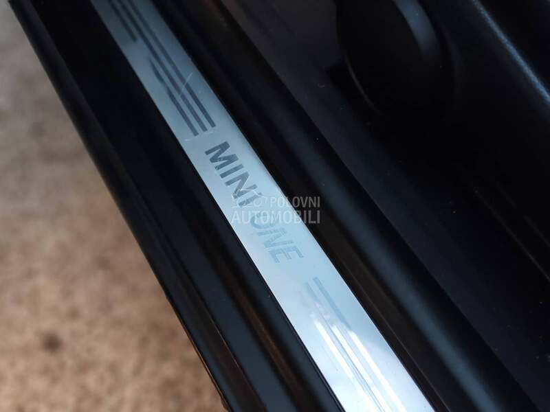 MINI One OČUVAN