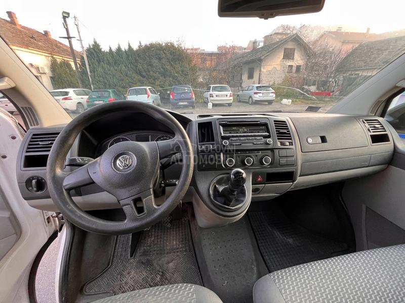 Volkswagen Transporter T5 