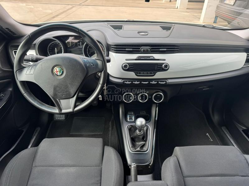 Alfa Romeo Giulietta 1.4 B