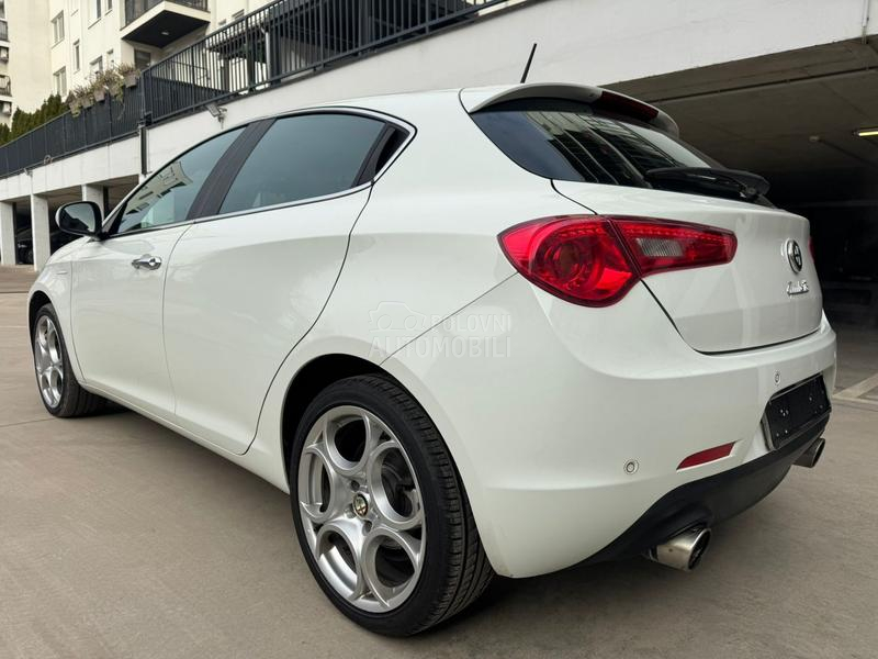 Alfa Romeo Giulietta 1.4 B