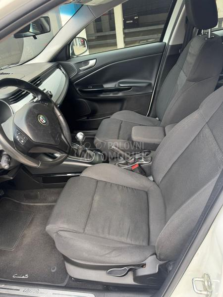 Alfa Romeo Giulietta 1.4 B