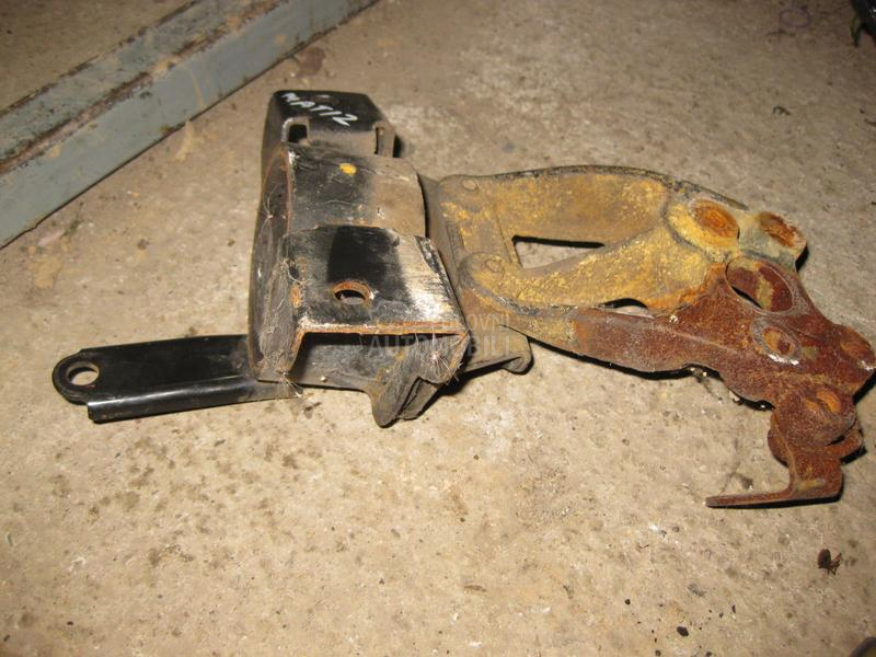 Nosac motora 800 kubika