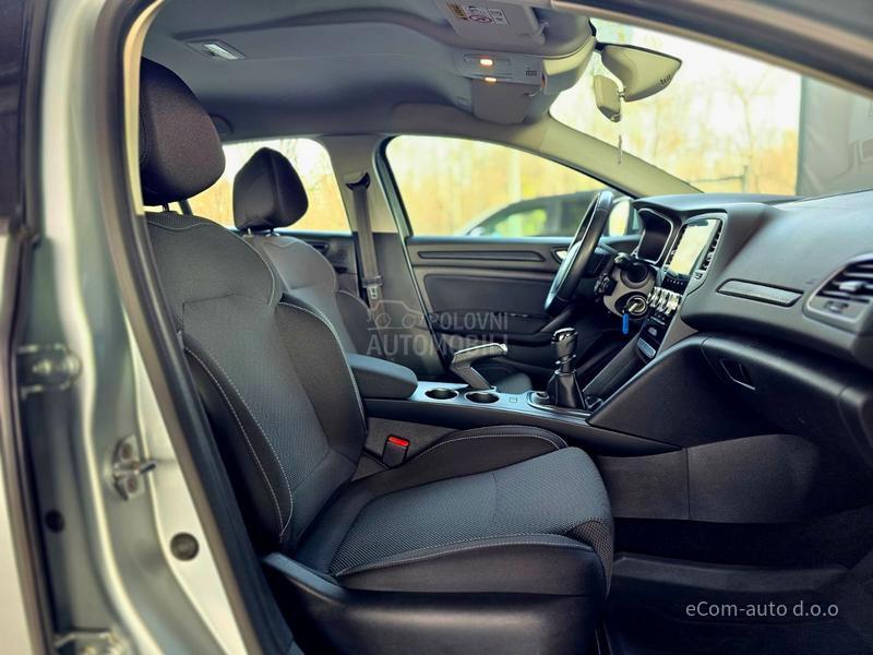 Renault Megane 1.0 TCE GRANDCOUPE