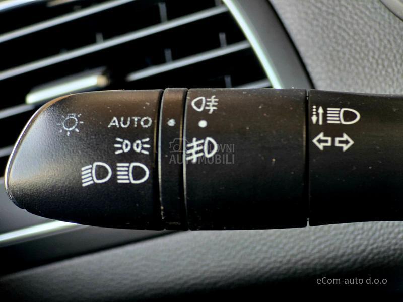 Renault Megane 1.0 TCE GRANDCOUPE